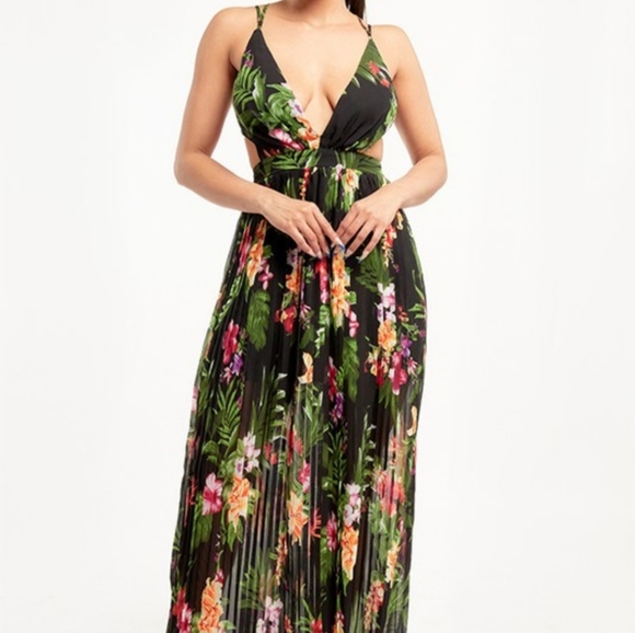 Floral Maxi Dress - Picture 2 of 6